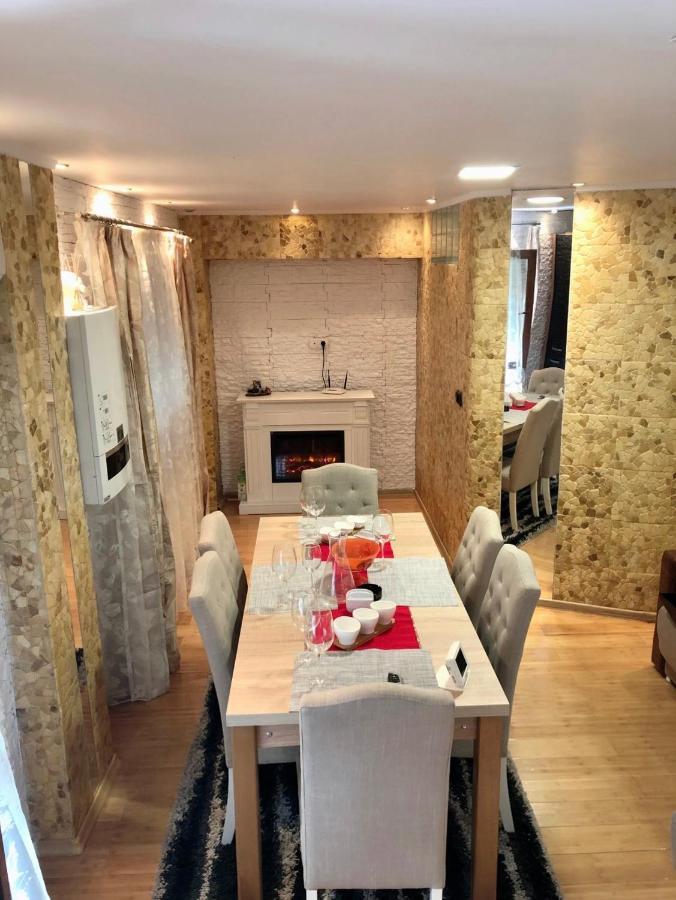 Bella Casa Apartments Fagaras Luaran gambar